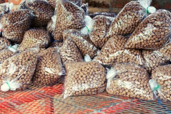 Commercial Processed Fish Feed